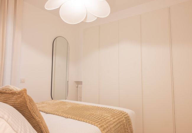Apartment in Madrid - M (IBI385) Elegancia Urbana en el Corazón de Reti Apartment in Madrid - M (IBI385) Elegancia Urbana en el Corazón de Reti