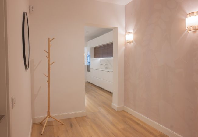 Apartment in Madrid - M (IBI385) Elegancia Urbana en el Corazón de Reti Apartment in Madrid - M (IBI385) Elegancia Urbana en el Corazón de Reti