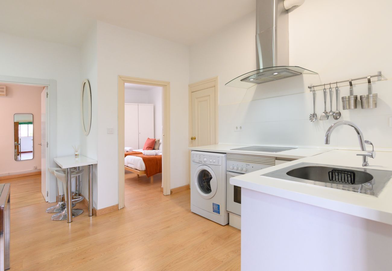 Apartment in Madrid - Charmartin 4 Towers: 2 bedrooms ideal for families and business travellers 