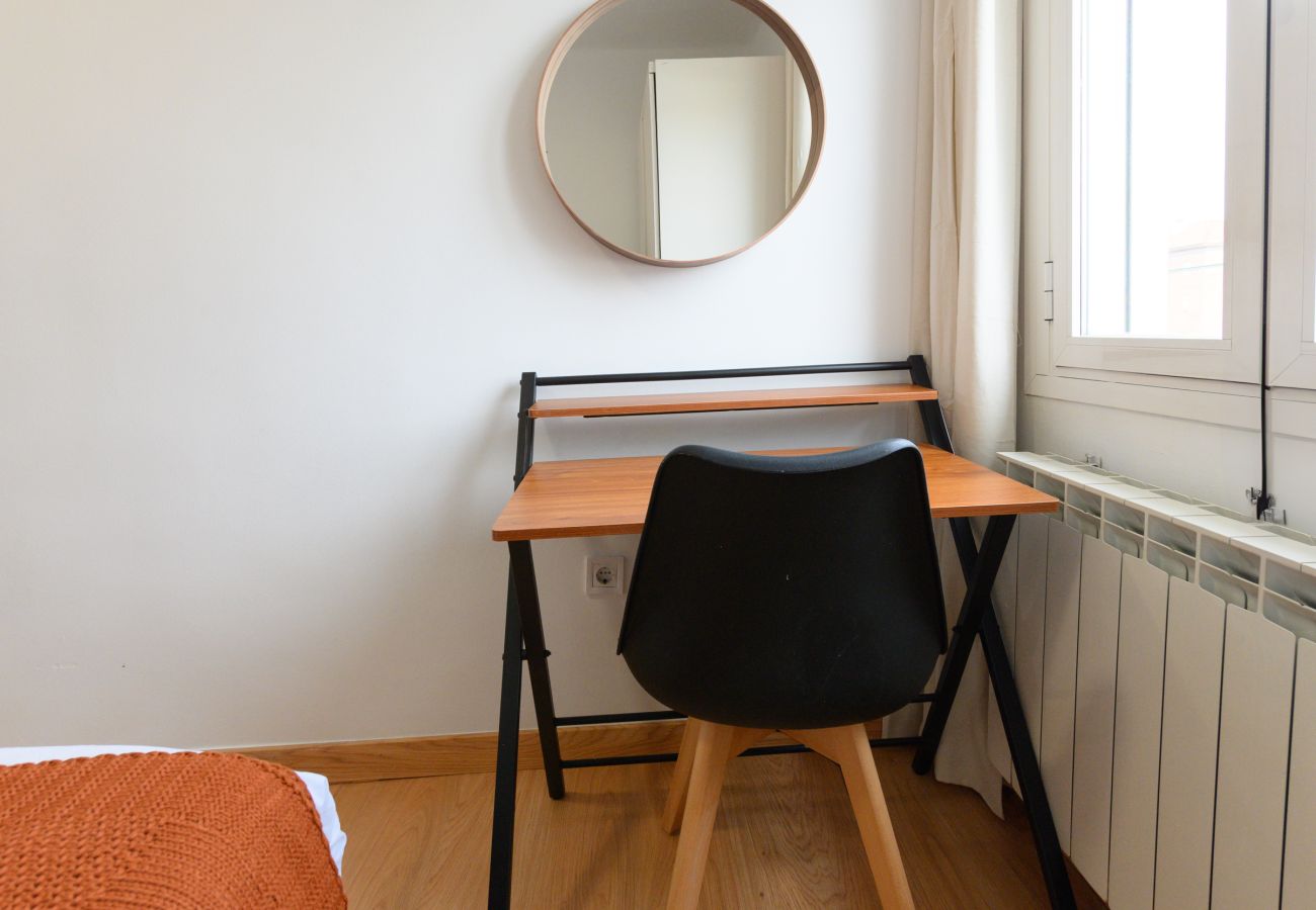 Apartment in Madrid - Charmartin 4 Towers: 2 bedrooms ideal for families and business travellers 
