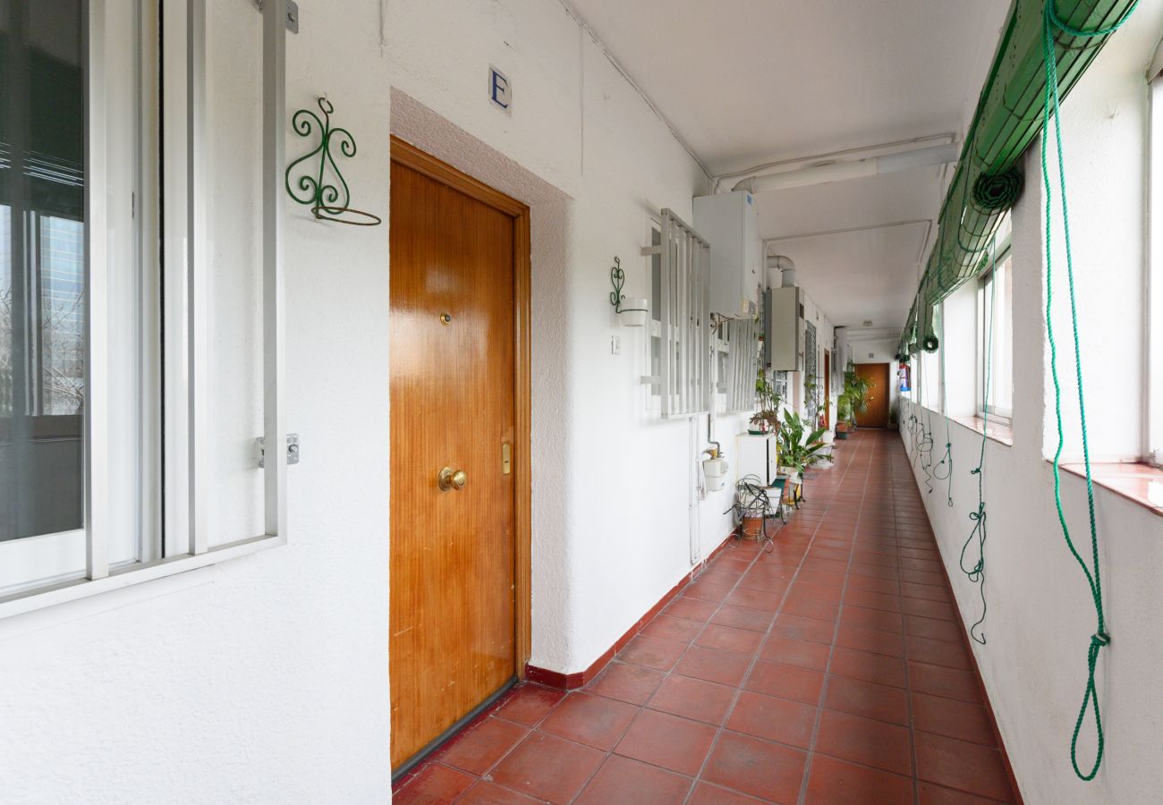 Apartment in Madrid - Charmartin 4 Towers: 2 bedrooms ideal for families and business travellers 