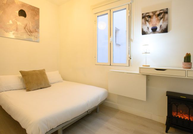 Apartment in Madrid - M (AMA272) Acogedor piso de 1 dormitorio a poco m Apartment in Madrid - M (AMA272) Acogedor piso de 1 dormitorio a poco m