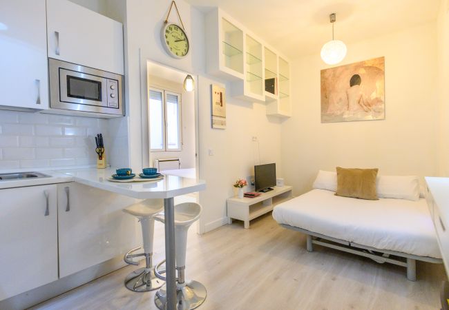 Apartment in Madrid - M (AMA272) Acogedor piso de 1 dormitorio a poco m Apartment in Madrid - M (AMA272) Acogedor piso de 1 dormitorio a poco m