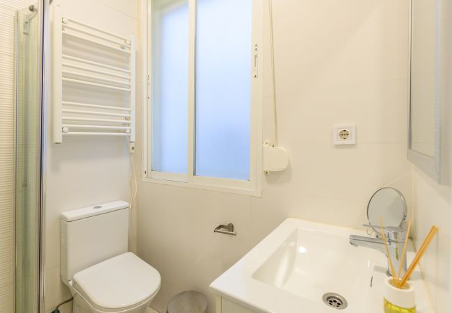 Apartment in Madrid - M (AMA272) Acogedor piso de 1 dormitorio a poco m Apartment in Madrid - M (AMA272) Acogedor piso de 1 dormitorio a poco m