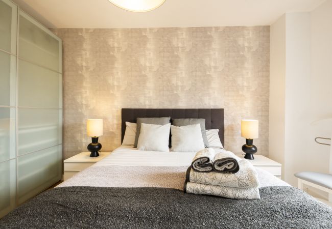 Apartment in Madrid - M (PDA653)Amplio piso de 3 dormitorios y 2 baños e Apartment in Madrid - M (PDA653)Amplio piso de 3 dormitorios y 2 baños e
