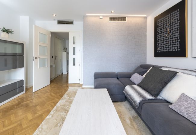 Apartment in Madrid - M (PDA653)Amplio piso de 3 dormitorios y 2 baños e Apartment in Madrid - M (PDA653)Amplio piso de 3 dormitorios y 2 baños e