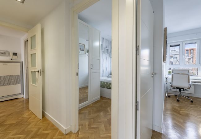Apartment in Madrid - M (PDA653)Amplio piso de 3 dormitorios y 2 baños e Apartment in Madrid - M (PDA653)Amplio piso de 3 dormitorios y 2 baños e