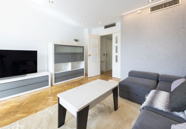 Apartment in Madrid - M (PDA653)Amplio piso de 3 dormitorios y 2 baños e Apartment in Madrid - M (PDA653)Amplio piso de 3 dormitorios y 2 baños e