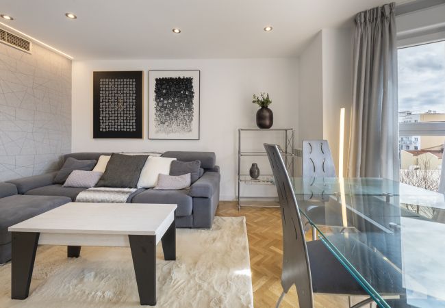 Apartment in Madrid - M (PDA653)Amplio piso de 3 dormitorios y 2 baños e Apartment in Madrid - M (PDA653)Amplio piso de 3 dormitorios y 2 baños e