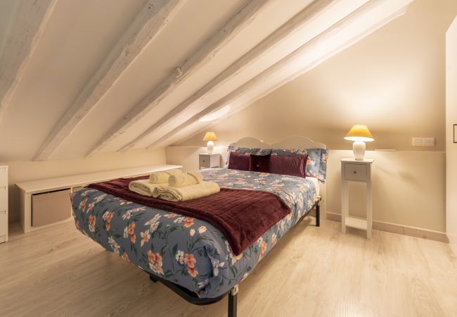Apartment in Madrid - M (QUE32I1) Dúplex con encanto en Chamberí : Comod Apartment in Madrid - M (QUE32I1) Dúplex con encanto en Chamberí : Comod