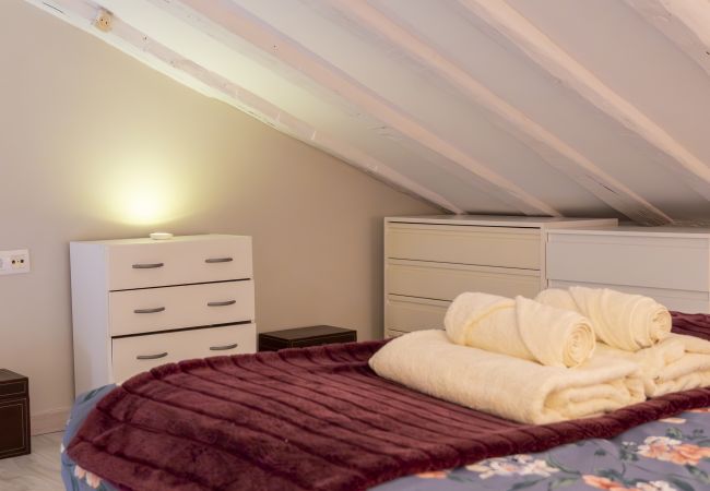 Apartment in Madrid - M (QUE32I1) Dúplex con encanto en Chamberí : Comod Apartment in Madrid - M (QUE32I1) Dúplex con encanto en Chamberí : Comod
