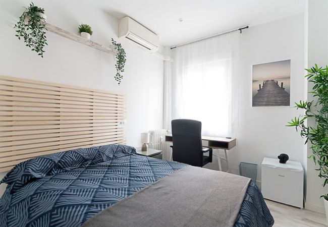  in Madrid - M (MLE172) Paris : habitación con confort, comodid