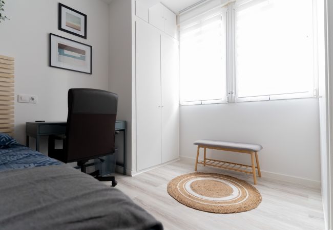 Rent by room in Madrid - M (MLE1734) London: habitación con confort, comodi Rent by room in Madrid - M (MLE1734) London: habitación con confort, comodi