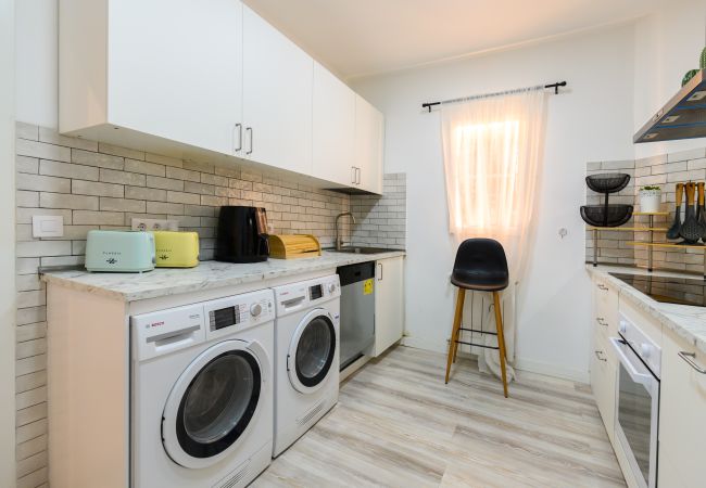 Rent by room in Madrid - M (SBE1011) Los Ángeles: habitación con comodidad  Rent by room in Madrid - M (SBE1011) Los Ángeles: habitación con comodidad