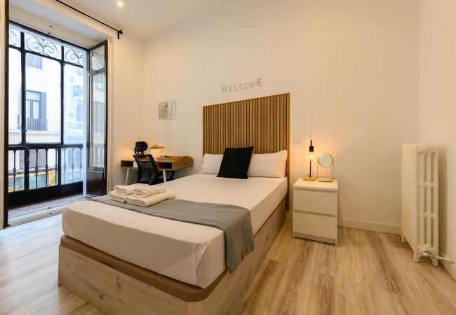 Rent by room in Madrid - M (SBE1015)Zurich: habitación con comodidad y zona Rent by room in Madrid - M (SBE1015)Zurich: habitación con comodidad y zona