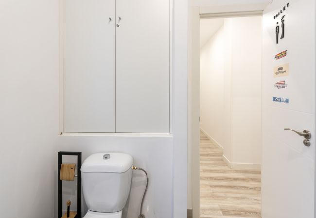 Rent by room in Madrid - M (SBE1010) Berlín: habitación con comodidad y zo Rent by room in Madrid - M (SBE1010) Berlín: habitación con comodidad y zo