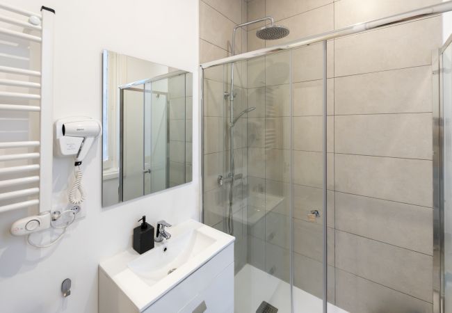 Rent by room in Madrid - M (SBE1010) Berlín: habitación con comodidad y zo Rent by room in Madrid - M (SBE1010) Berlín: habitación con comodidad y zo