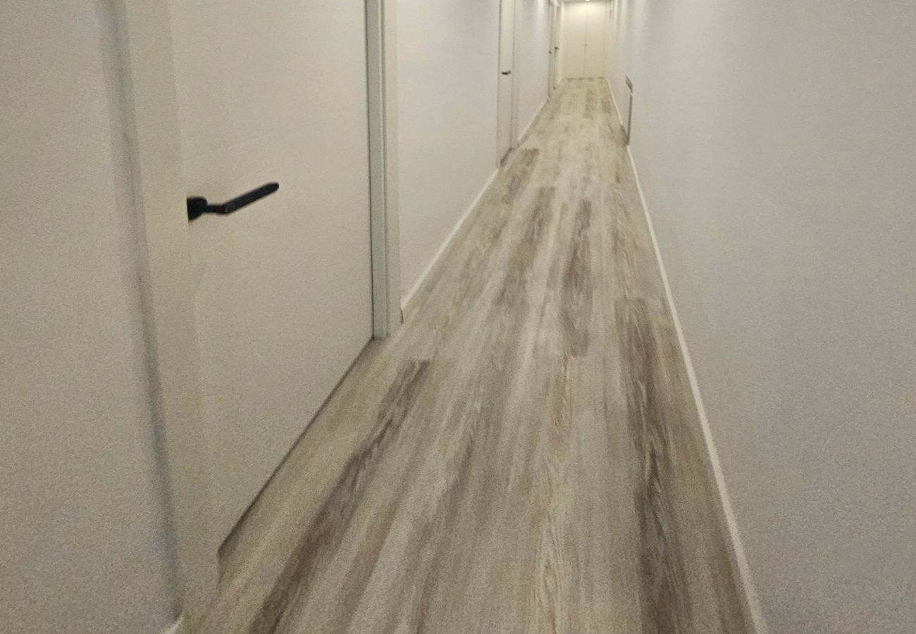 Rent by room in Madrid - M (VDE611)Bogota: Un nuevo estilo de vida en Madri