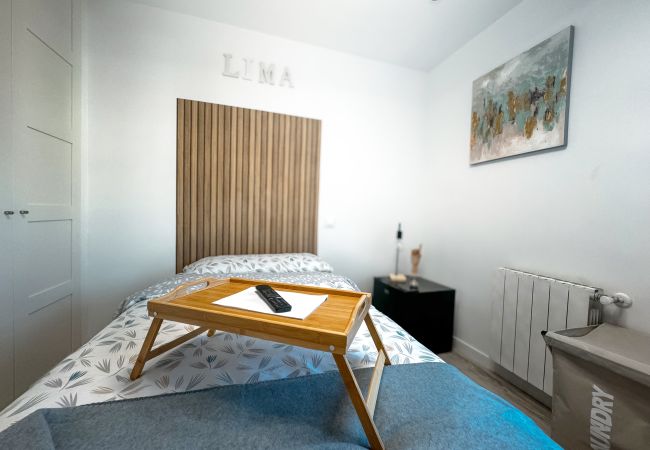 Rent by room in Madrid - M (VAL6132)Lima: habitación perfecta para vivir y  Rent by room in Madrid - M (VAL6132)Lima: habitación perfecta para vivir y