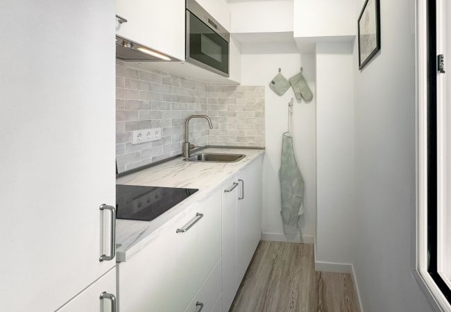 Rent by room in Madrid - M (VAL6132)Lima: habitación perfecta para vivir y  Rent by room in Madrid - M (VAL6132)Lima: habitación perfecta para vivir y