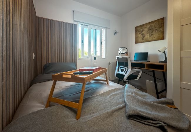 Rent by room in Madrid - M (VAL6133) Caracas: habitación perfecta para vivi Rent by room in Madrid - M (VAL6133) Caracas: habitación perfecta para vivi