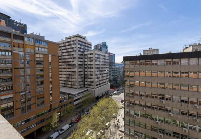 Apartment in Madrid - M (BAS159)Dúplex de 3 Dormitorios – Amplio, Lumino Apartment in Madrid - M (BAS159)Dúplex de 3 Dormitorios – Amplio, Lumino