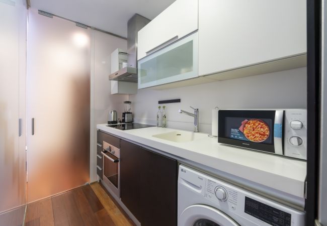 Apartment in Madrid - M (BAS159)Dúplex de 3 Dormitorios – Amplio, Lumino Apartment in Madrid - M (BAS159)Dúplex de 3 Dormitorios – Amplio, Lumino