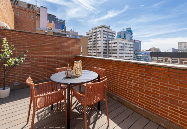 Apartment in Madrid - M (BAS159)Dúplex de 3 Dormitorios – Amplio, Lumino Apartment in Madrid - M (BAS159)Dúplex de 3 Dormitorios – Amplio, Lumino