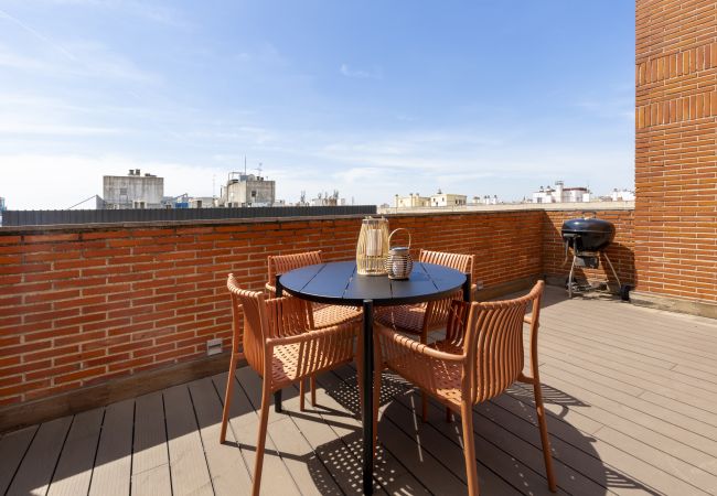 Apartment in Madrid - M (BAS159)Dúplex de 3 Dormitorios – Amplio, Lumino Apartment in Madrid - M (BAS159)Dúplex de 3 Dormitorios – Amplio, Lumino