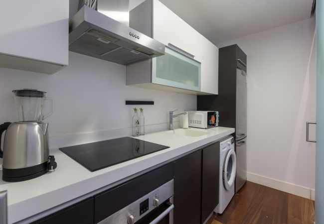 Apartment in Madrid - M (BAS159)Dúplex de 3 Dormitorios – Amplio, Lumino Apartment in Madrid - M (BAS159)Dúplex de 3 Dormitorios – Amplio, Lumino