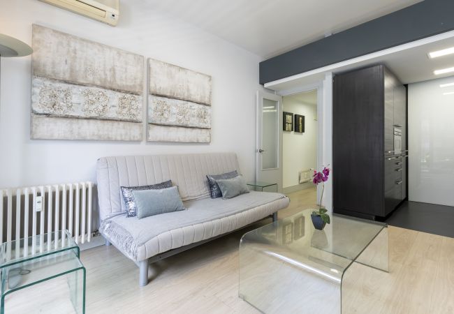 Apartment in Madrid - M (ORE183)Piso de 1 dormitorio con terraza-Alquile Apartment in Madrid - M (ORE183)Piso de 1 dormitorio con terraza-Alquile