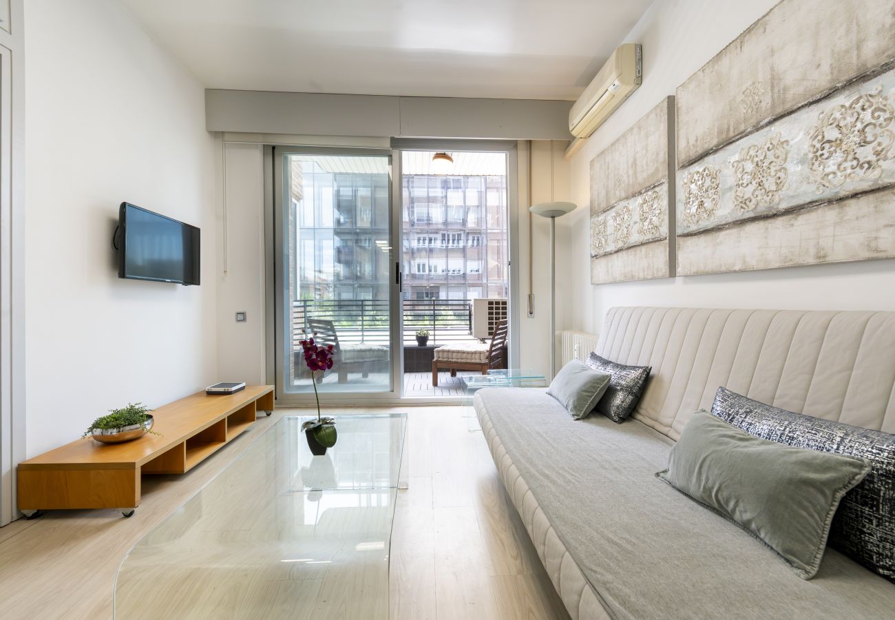 Apartment in Madrid - M (ORE18)Piso de 1 dormitorio con terraza-Alquiler