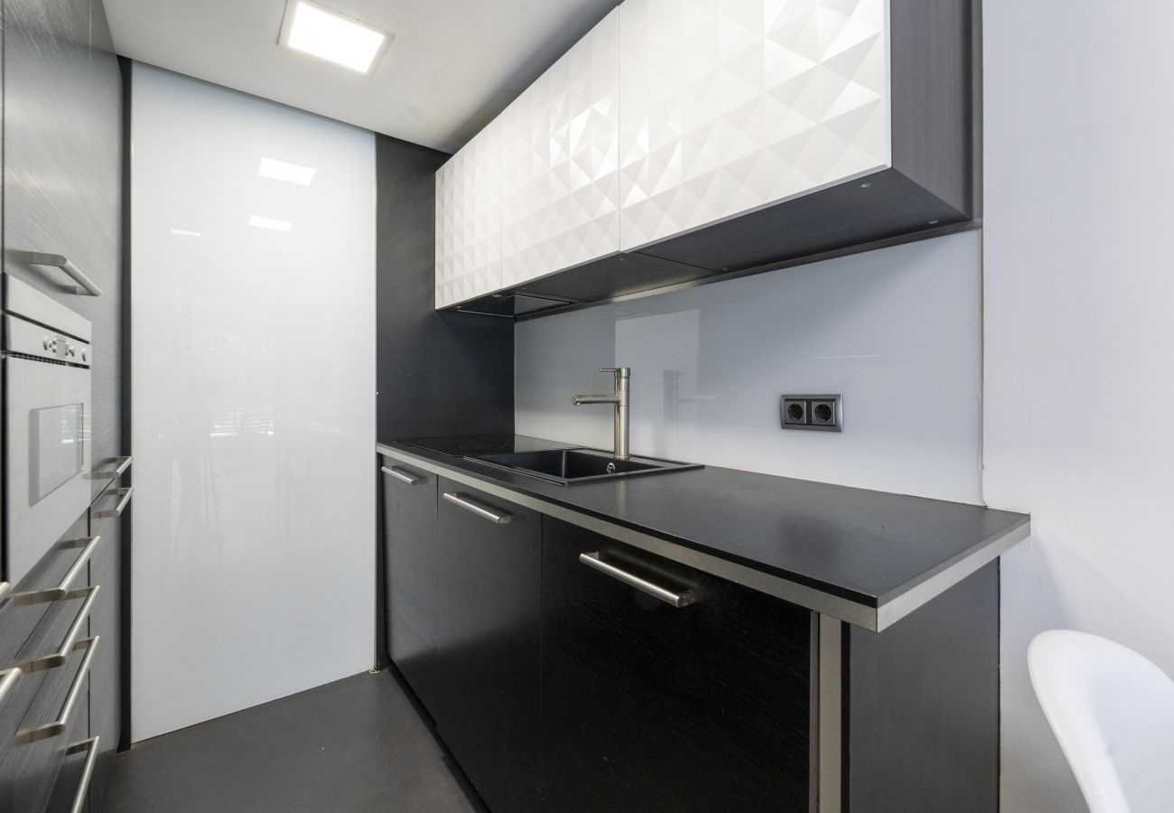 Apartment in Madrid - M (ORE18)Piso de 1 dormitorio con terraza-Alquiler