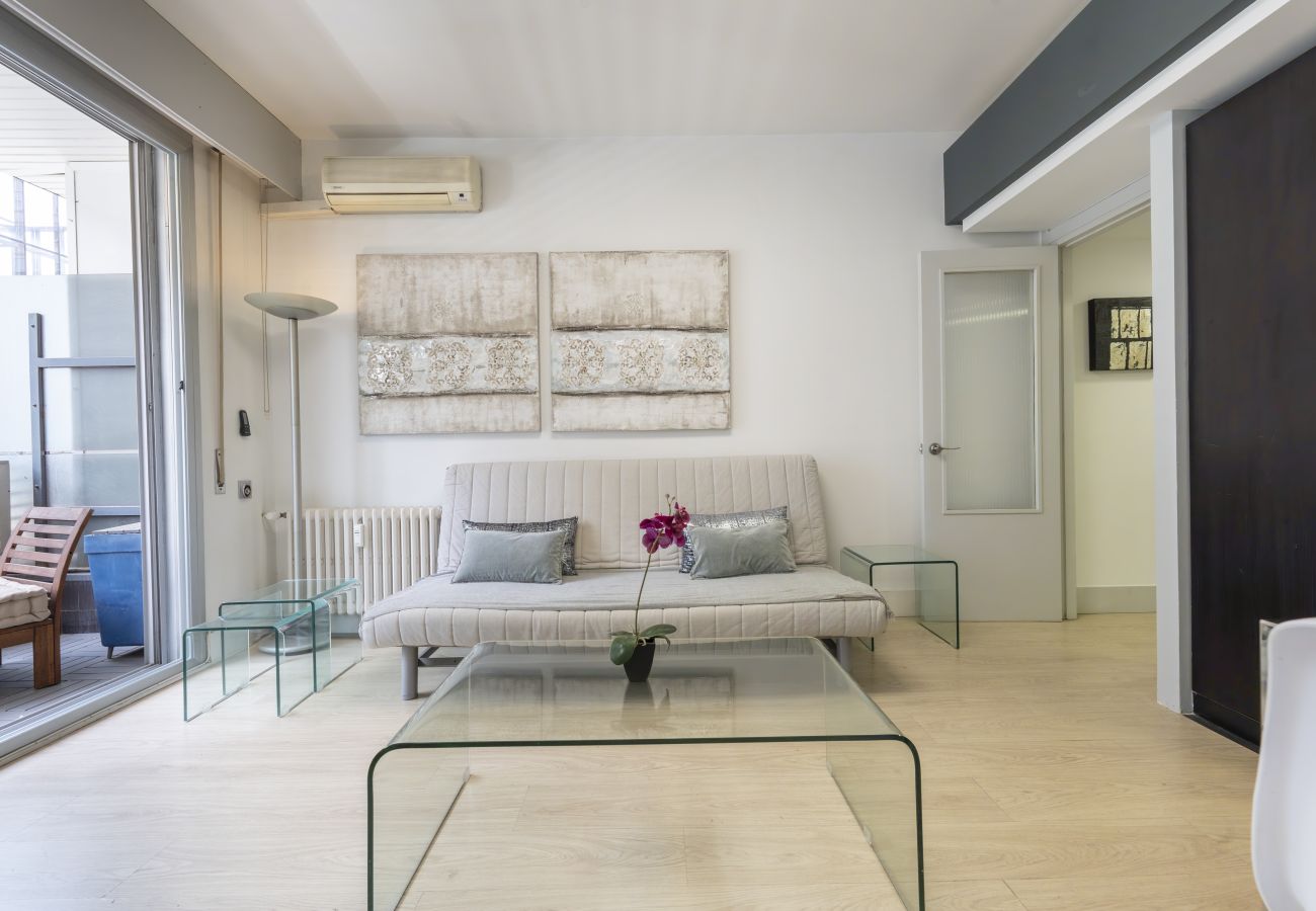 Apartment in Madrid - M (ORE18)Piso de 1 dormitorio con terraza-Alquiler