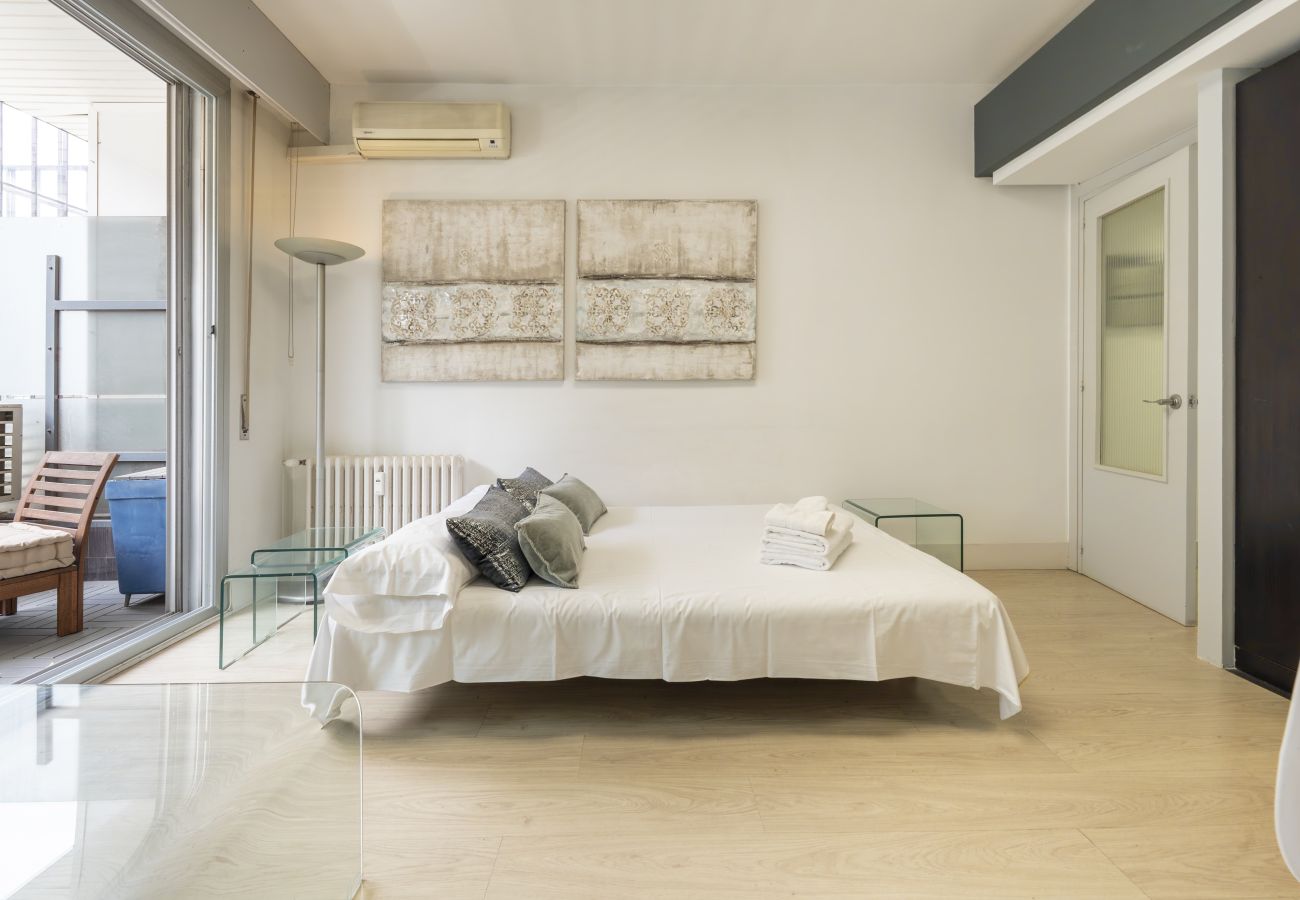 Apartment in Madrid - M (ORE18)Piso de 1 dormitorio con terraza-Alquiler