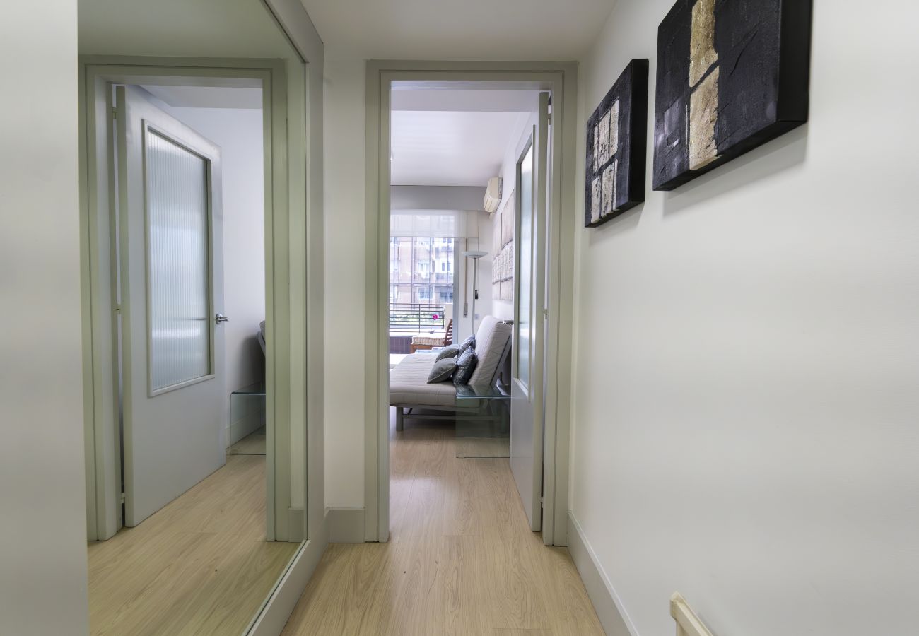 Apartment in Madrid - M (ORE18)Piso de 1 dormitorio con terraza-Alquiler