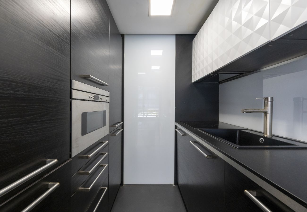 Apartment in Madrid - M (ORE18)Piso de 1 dormitorio con terraza-Alquiler