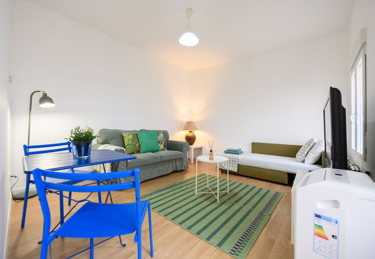 Apartment in Madrid - M (FOV16BI)Piso de 1 Dormitorio en Chamartín-Madri