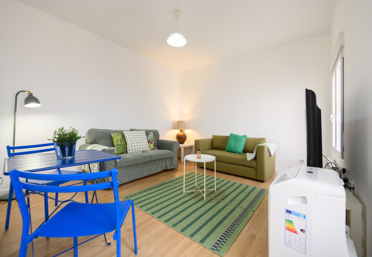 Apartment in Madrid - M (FOV16BI)Piso de 1 Dormitorio en Chamartín-Madri