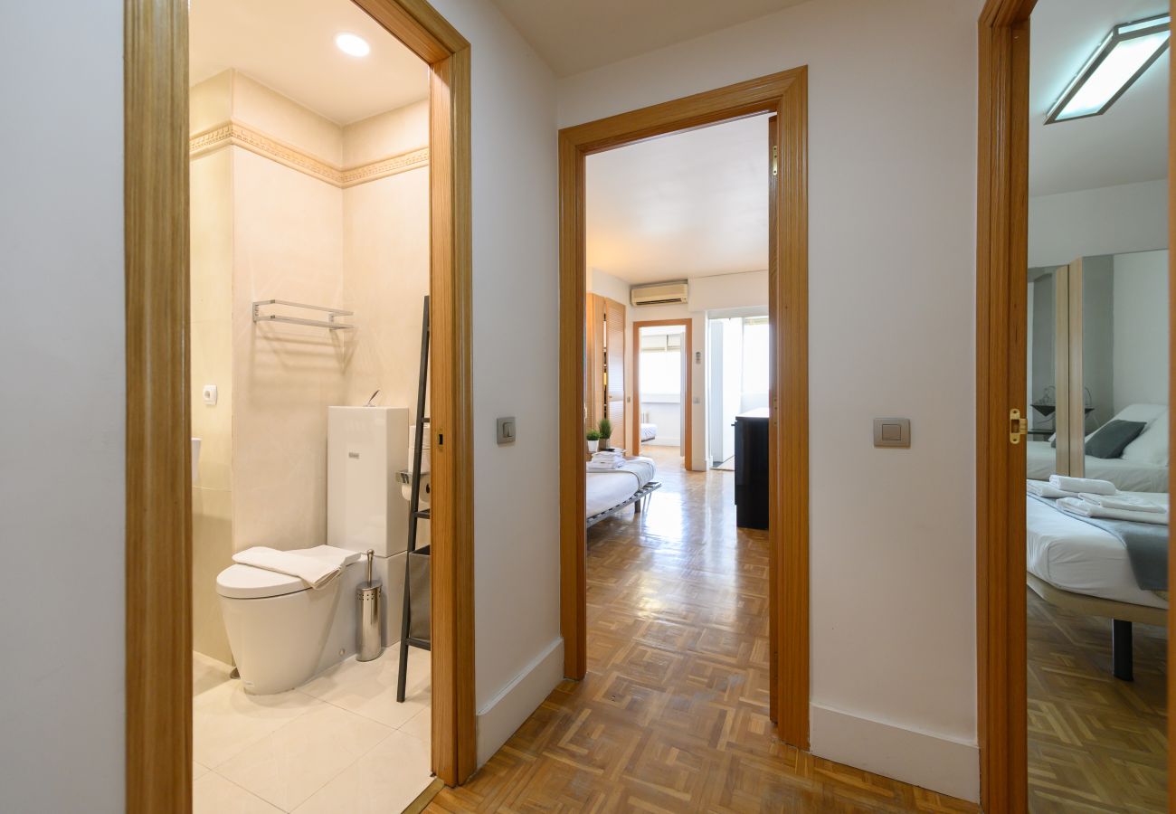 Apartment in Madrid - M (GPE32)Piso de 2 Dormitorios con Vistas a la Ciu