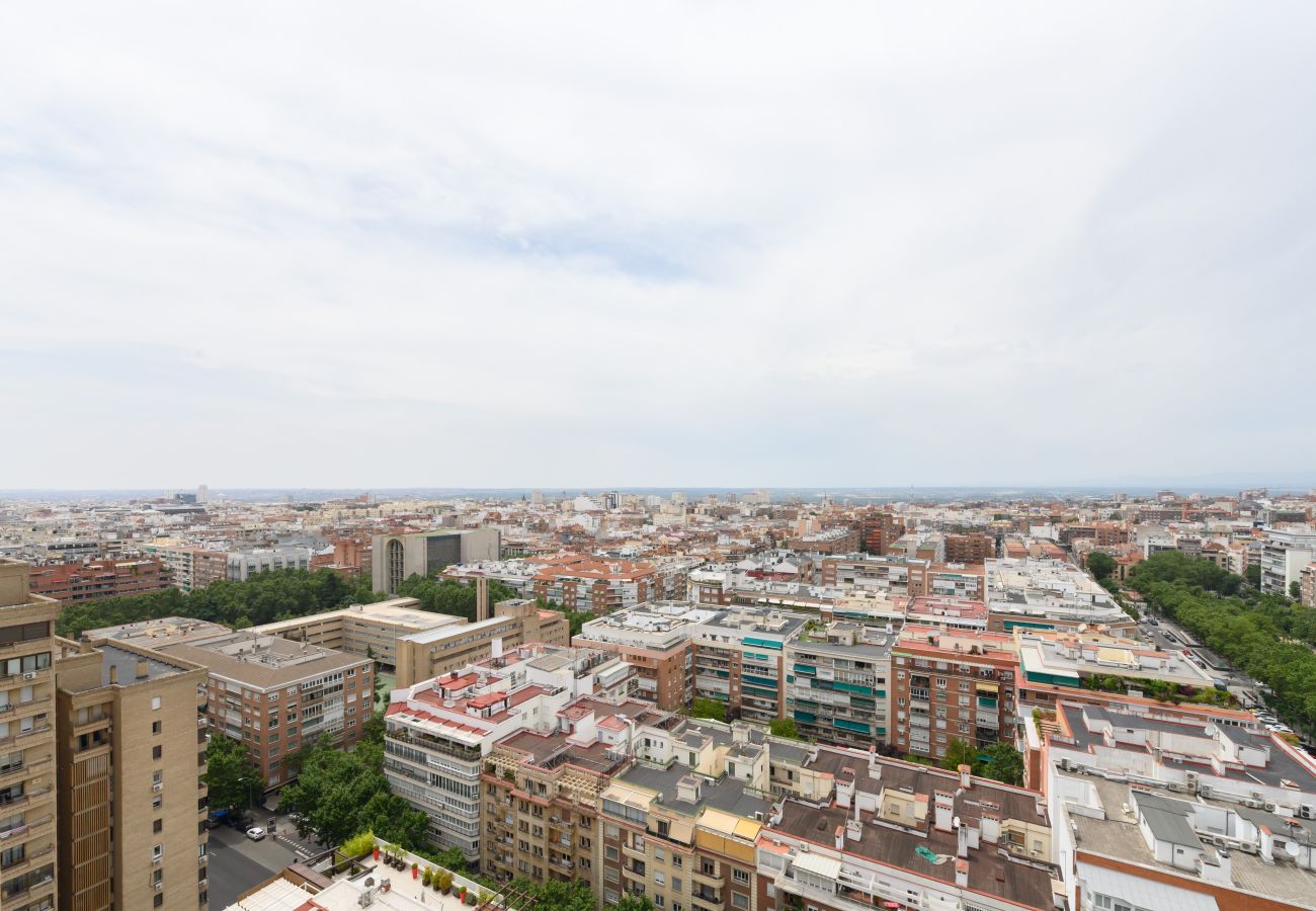 Apartment in Madrid - M (GPE32)Piso de 2 Dormitorios con Vistas a la Ciu