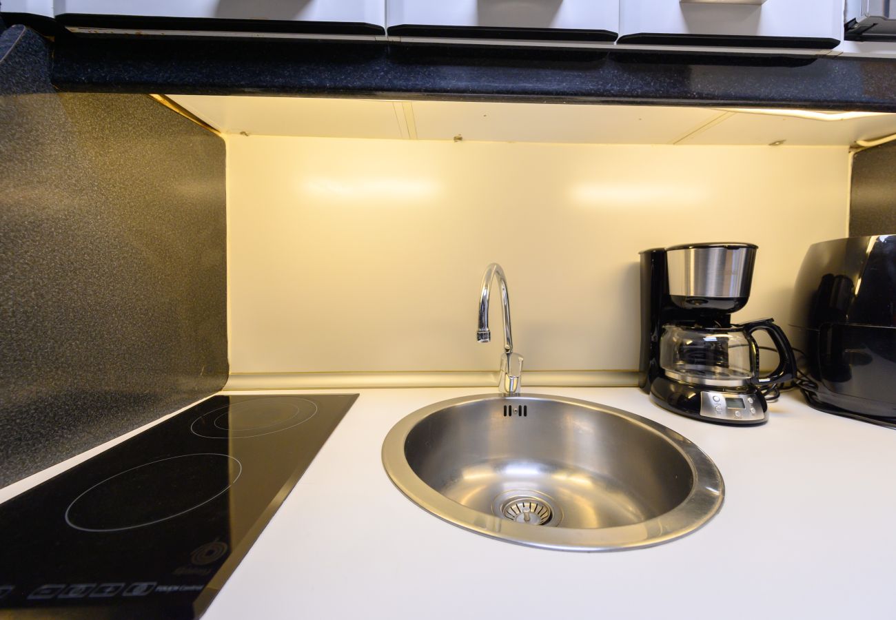 Apartment in Madrid - M (GPE32)Piso de 2 Dormitorios con Vistas a la Ciu