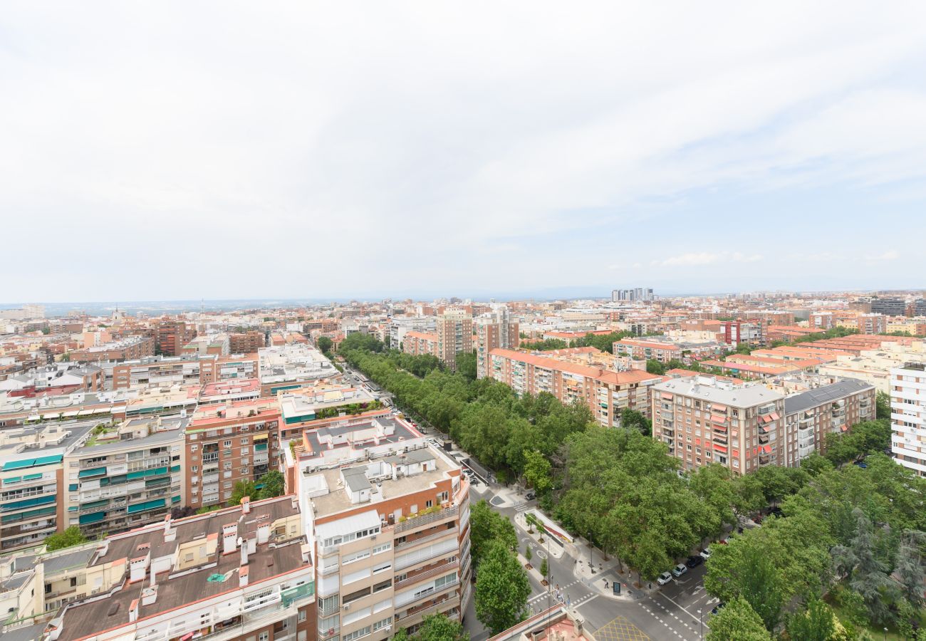 Apartment in Madrid - M (GPE32)Piso de 2 Dormitorios con Vistas a la Ciu