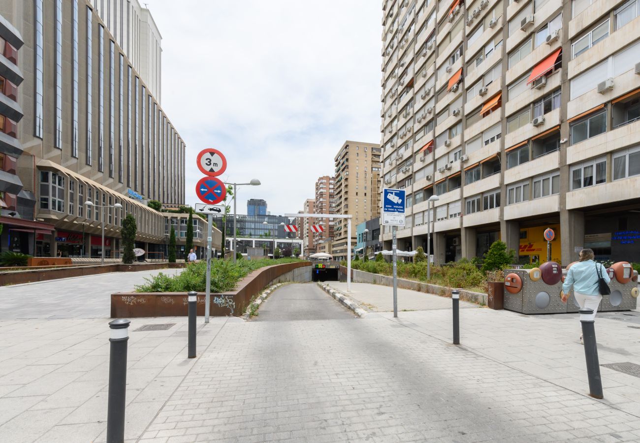 Apartment in Madrid - M (GPE32)Piso de 2 Dormitorios con Vistas a la Ciu