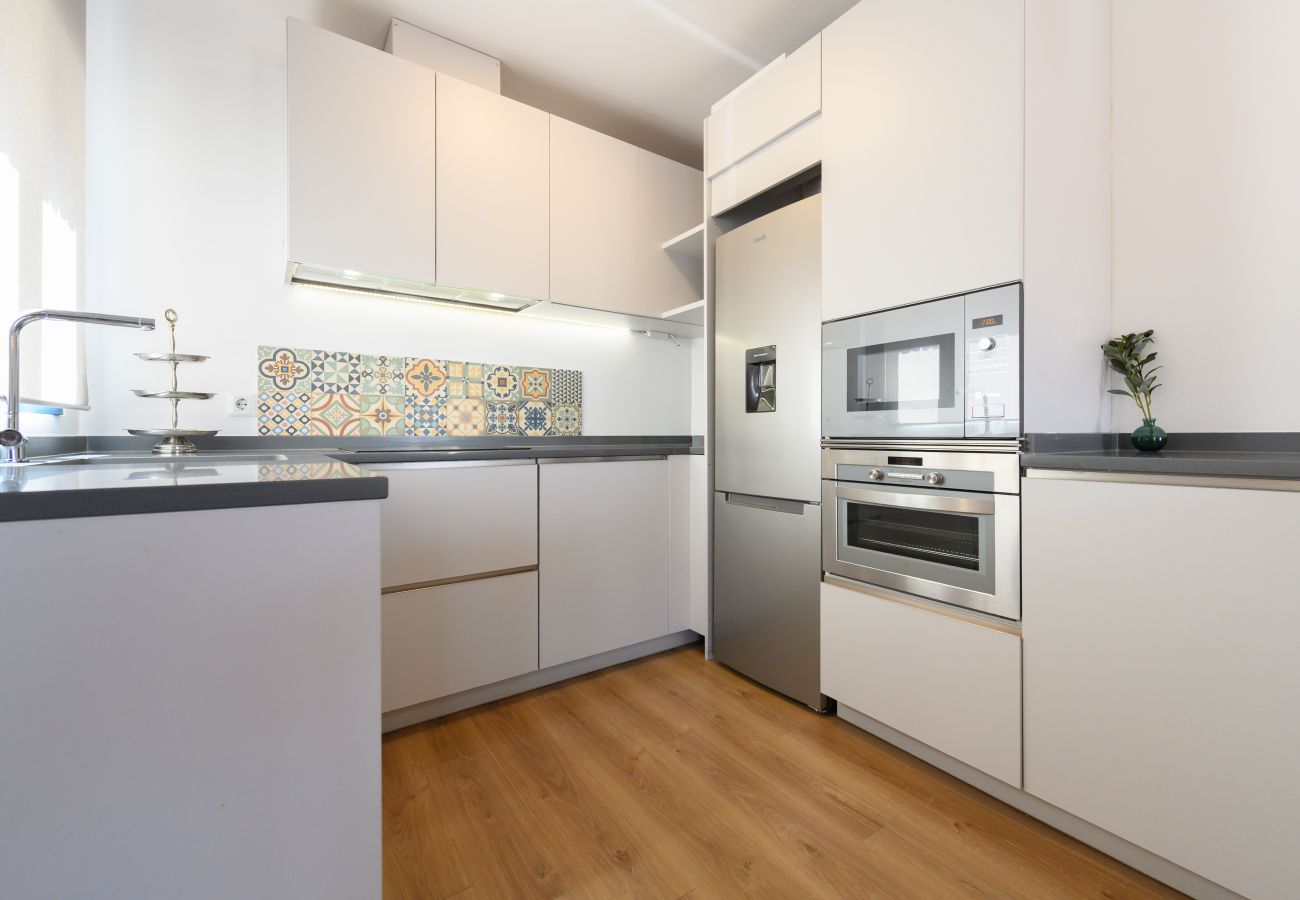 Apartment in Madrid - M (ORE83)  Piso en Madrid_ 2 dormitorios y terraza