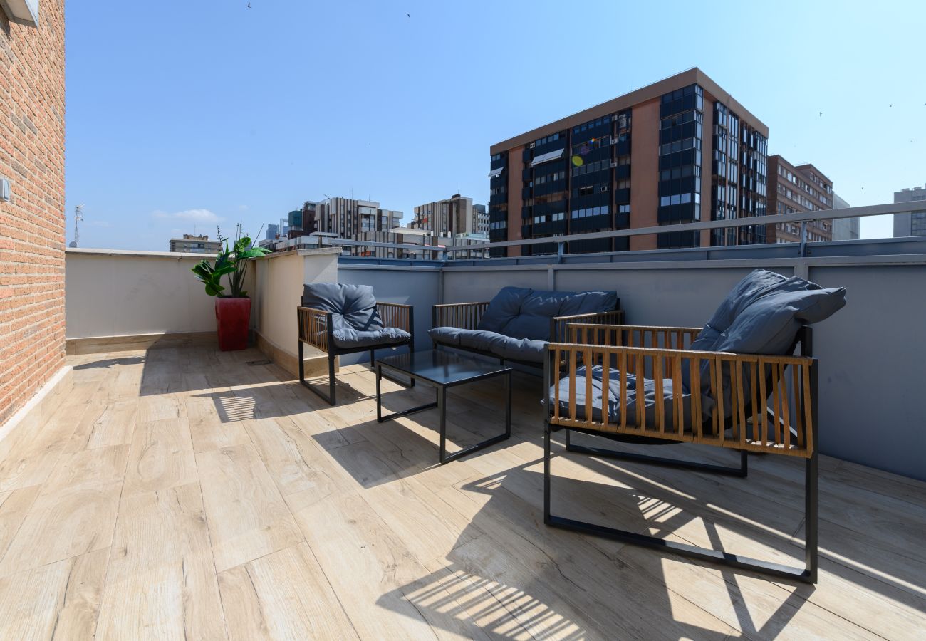 Apartment in Madrid - M (ORE83)  Piso en Madrid_ 2 dormitorios y terraza