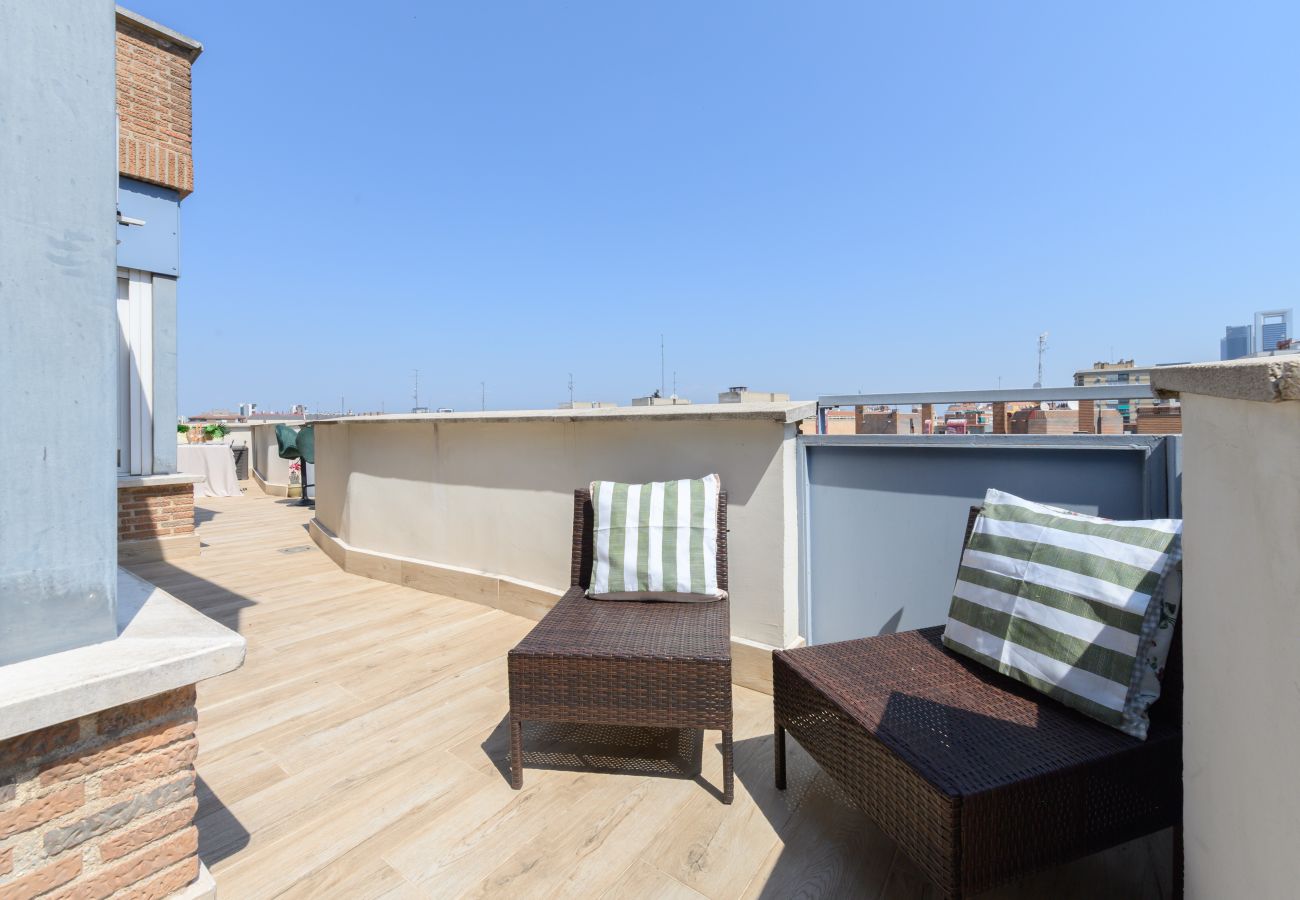 Apartment in Madrid - M (ORE83)  Piso en Madrid_ 2 dormitorios y terraza