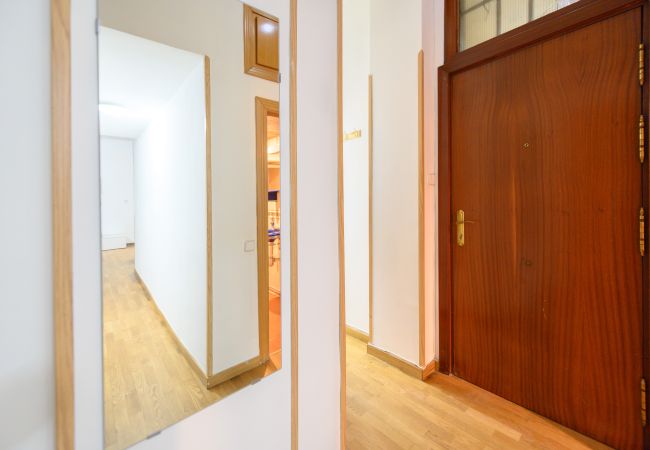 Apartment in Madrid - M (ISI3)Piso de 2 dormitorios en pleno centro de M Apartment in Madrid - M (ISI3)Piso de 2 dormitorios en pleno centro de M