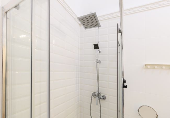 Apartment in Madrid - M (CER822)Apartamento de 1 dormitorio con balcón Apartment in Madrid - M (CER822)Apartamento de 1 dormitorio con balcón