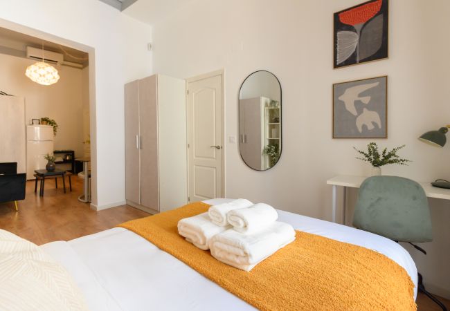 Apartment in Madrid - M (CER822)Apartamento de 1 dormitorio con balcón Apartment in Madrid - M (CER822)Apartamento de 1 dormitorio con balcón